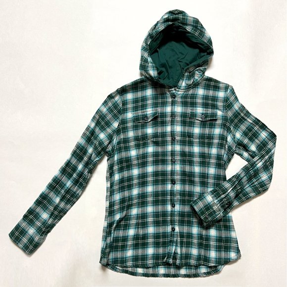 U.S. Polo Assn. Green and White Plaid Flannel Top with Hood (L) - Picture 1 of 10